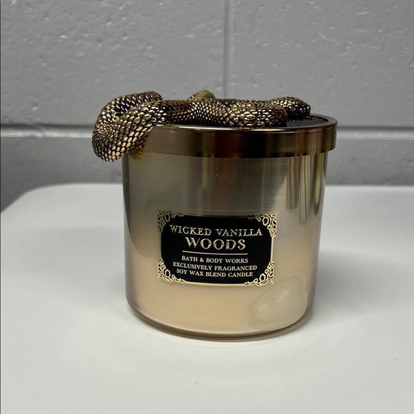 Bath & Body Works Other - Bath & Body Works Vanilla Woods Candle with Snake Accent
